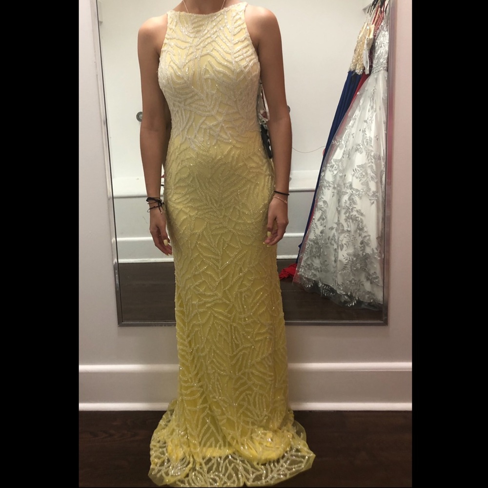 Dance the night away in this gorgeous gown!